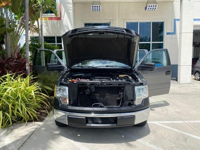 2010 Sterling Grey Metallic /Medium Stone Ford F-150 4 DR CREW XL LOW MILES 34,625 (1FTEW1CW5AF) with an 4.6L 8-Cyl Engine engine, Automatic transmission, located at 4701 North Dixie Hwy, Pompano Beach, FL, 33064, (954) 422-2889, 26.240938, -80.123474 - OUR WEBPAGE FLORIDACARS1.COM HAS OVER 100 PHOTOS AND FREE CARFAX LINK 2010 Ford F-150 XL Crew Pickup 4.6L V8 F SOHC 16V Gasoline 19 MPG Rear Wheel Drive Features ABS Brakes Air Conditioning Alloy Wheels AM/FM Stereo Automatic Transmission Auxiliary Audio Input Bed Liner Cloth Seats CD Audio Cruise C- Photo#16