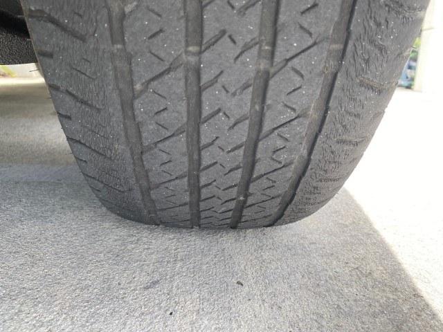 2010 Sterling Grey Metallic /Medium Stone Ford F-150 4 DR CREW XL LOW MILES 34,625 (1FTEW1CW5AF) with an 4.6L 8-Cyl Engine engine, Automatic transmission, located at 4701 North Dixie Hwy, Pompano Beach, FL, 33064, (954) 422-2889, 26.240938, -80.123474 - OUR WEBPAGE FLORIDACARS1.COM HAS OVER 100 PHOTOS AND FREE CARFAX LINK 2010 Ford F-150 XL Crew Pickup 4.6L V8 F SOHC 16V Gasoline 19 MPG Rear Wheel Drive Features ABS Brakes Air Conditioning Alloy Wheels AM/FM Stereo Automatic Transmission Auxiliary Audio Input Bed Liner Cloth Seats CD Audio Cruise C- Photo#20