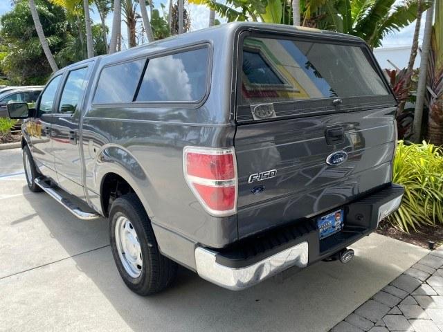 2010 Sterling Grey Metallic /Medium Stone Ford F-150 4 DR CREW XL LOW MILES 34,625 (1FTEW1CW5AF) with an 4.6L 8-Cyl Engine engine, Automatic transmission, located at 4701 North Dixie Hwy, Pompano Beach, FL, 33064, (954) 422-2889, 26.240938, -80.123474 - OUR WEBPAGE FLORIDACARS1.COM HAS OVER 100 PHOTOS AND FREE CARFAX LINK 2010 Ford F-150 XL Crew Pickup 4.6L V8 F SOHC 16V Gasoline 19 MPG Rear Wheel Drive Features ABS Brakes Air Conditioning Alloy Wheels AM/FM Stereo Automatic Transmission Auxiliary Audio Input Bed Liner Cloth Seats CD Audio Cruise C- Photo#33