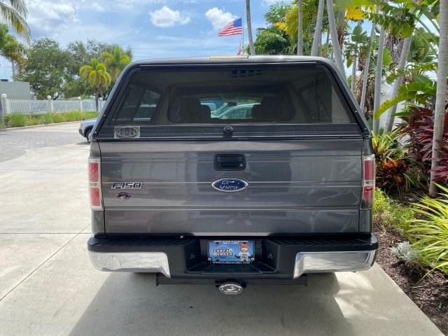 2010 Sterling Grey Metallic /Medium Stone Ford F-150 4 DR CREW XL LOW MILES 34,625 (1FTEW1CW5AF) with an 4.6L 8-Cyl Engine engine, Automatic transmission, located at 4701 North Dixie Hwy, Pompano Beach, FL, 33064, (954) 422-2889, 26.240938, -80.123474 - OUR WEBPAGE FLORIDACARS1.COM HAS OVER 100 PHOTOS AND FREE CARFAX LINK 2010 Ford F-150 XL Crew Pickup 4.6L V8 F SOHC 16V Gasoline 19 MPG Rear Wheel Drive Features ABS Brakes Air Conditioning Alloy Wheels AM/FM Stereo Automatic Transmission Auxiliary Audio Input Bed Liner Cloth Seats CD Audio Cruise C- Photo#34
