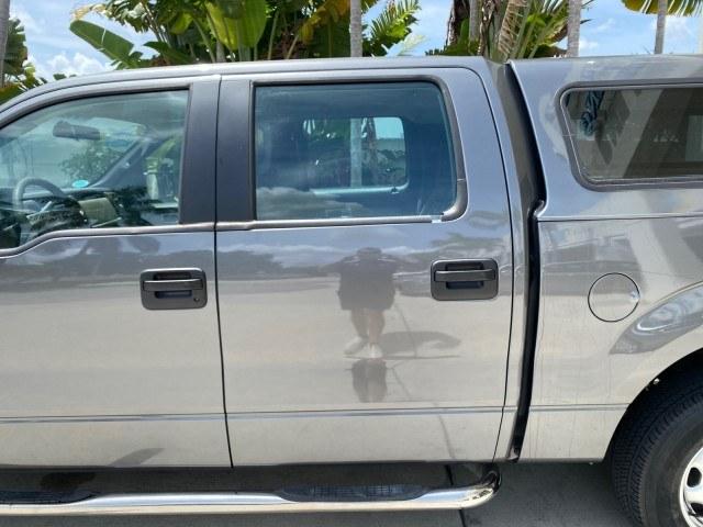 2010 Sterling Grey Metallic /Medium Stone Ford F-150 4 DR CREW XL LOW MILES 34,625 (1FTEW1CW5AF) with an 4.6L 8-Cyl Engine engine, Automatic transmission, located at 4701 North Dixie Hwy, Pompano Beach, FL, 33064, (954) 422-2889, 26.240938, -80.123474 - OUR WEBPAGE FLORIDACARS1.COM HAS OVER 100 PHOTOS AND FREE CARFAX LINK 2010 Ford F-150 XL Crew Pickup 4.6L V8 F SOHC 16V Gasoline 19 MPG Rear Wheel Drive Features ABS Brakes Air Conditioning Alloy Wheels AM/FM Stereo Automatic Transmission Auxiliary Audio Input Bed Liner Cloth Seats CD Audio Cruise C- Photo#74