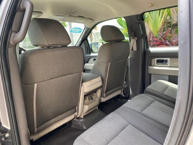 2010 Sterling Grey Metallic /Medium Stone Ford F-150 4 DR CREW XL LOW MILES 34,625 (1FTEW1CW5AF) with an 4.6L 8-Cyl Engine engine, Automatic transmission, located at 4701 North Dixie Hwy, Pompano Beach, FL, 33064, (954) 422-2889, 26.240938, -80.123474 - OUR WEBPAGE FLORIDACARS1.COM HAS OVER 100 PHOTOS AND FREE CARFAX LINK 2010 Ford F-150 XL Crew Pickup 4.6L V8 F SOHC 16V Gasoline 19 MPG Rear Wheel Drive Features ABS Brakes Air Conditioning Alloy Wheels AM/FM Stereo Automatic Transmission Auxiliary Audio Input Bed Liner Cloth Seats CD Audio Cruise C- Photo#82