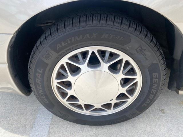 2004 Light Bronzemist Metallic /Cashmere Buick LeSabre Custom LOW MILES 65,489 (1G4HP54K444) with an 3.8L 3800 V6 SFI Engine engine, Automatic transmission, located at 4701 North Dixie Hwy, Pompano Beach, FL, 33064, (954) 422-2889, 26.240938, -80.123474 - OUR WEBPAGE FLORIDACARS1.COM HAS OVER 100 PHOTOS AND FREE CARFAX LINK 2004 Buick Lesabre Custom Sedan 4 DR 3.8L V6 F OHV Gasoline 29 MPG Front Wheel Drive Features ABS Brakes Air Conditioning Alloy Wheels AM/FM Stereo Automatic Transmission Cassette Player CD Audio Cloth Seats Cruise Control Power L- Photo#19
