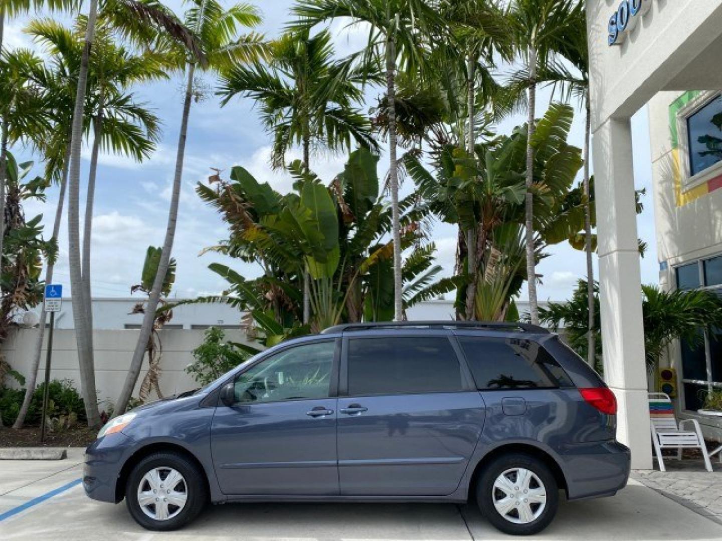 2006 Blue Mirage Metallic /Stone Toyota Sienna CE VAN LOW MILES 57,411 (5TDZA23C06S) with an 3.3L 24-Valve SEFI DOHC VVT-i V6 Engine engine, Automatic transmission, located at 4701 North Dixie Hwy, Pompano Beach, FL, 33064, (954) 422-2889, 26.240938, -80.123474 - OUR WEBPAGE FLORIDACARS1.COM HAS OVER 100 PHOTOS AND FREE CARFAX LINK 2006 Toyota Sienna CE 7 Passenger Van 3.3L V6 Gasoline 26 MPG Front Wheel Drive Features ABS Brakes Air Conditioning Alloy Wheels AM/FM Stereo Automatic Transmission CD Audio Cloth Seats Cruise Control Fold-Away Third Row Power Lo- Photo#4