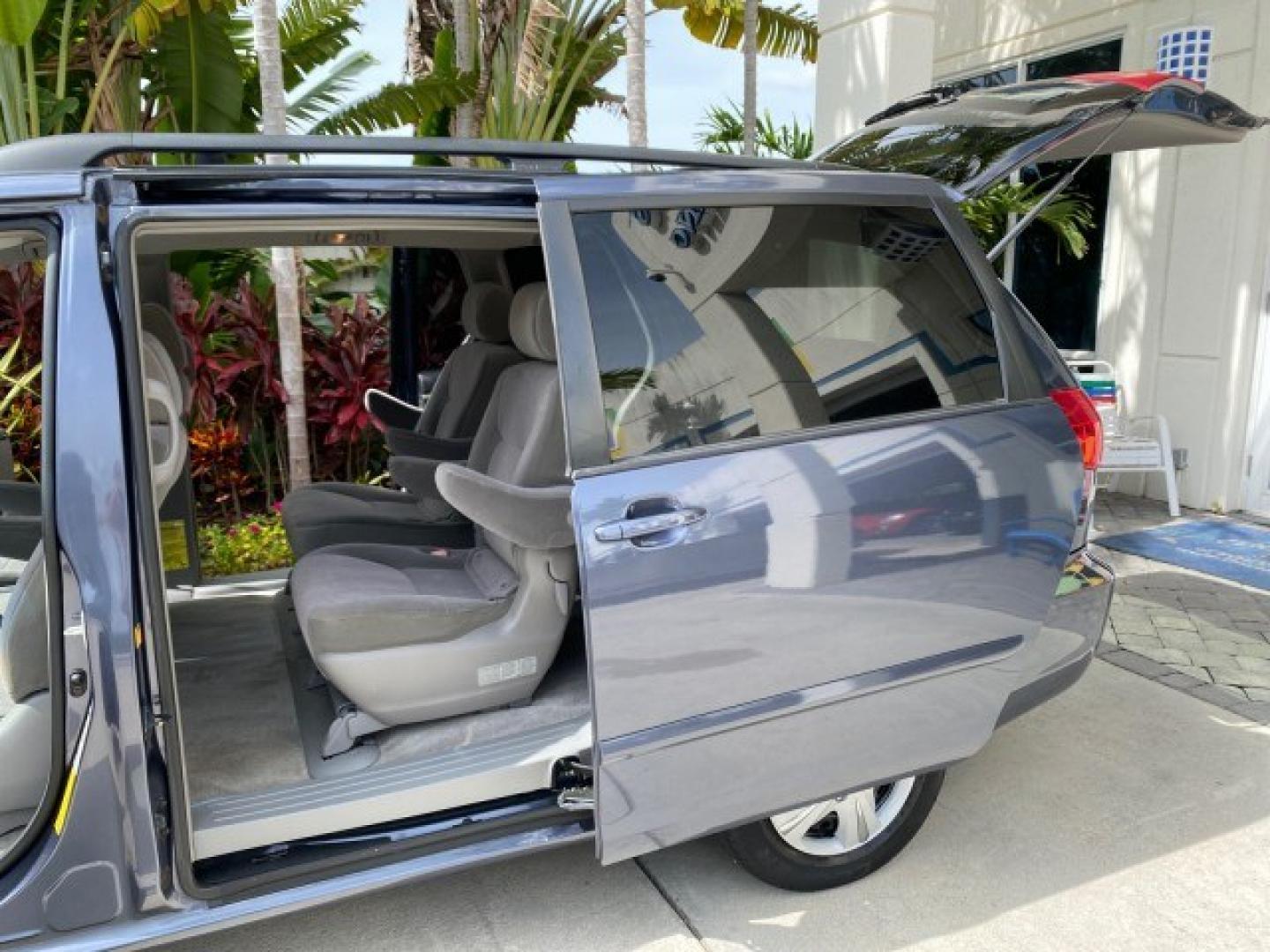 2006 Blue Mirage Metallic /Stone Toyota Sienna CE VAN LOW MILES 57,411 (5TDZA23C06S) with an 3.3L 24-Valve SEFI DOHC VVT-i V6 Engine engine, Automatic transmission, located at 4701 North Dixie Hwy, Pompano Beach, FL, 33064, (954) 422-2889, 26.240938, -80.123474 - OUR WEBPAGE FLORIDACARS1.COM HAS OVER 100 PHOTOS AND FREE CARFAX LINK 2006 Toyota Sienna CE 7 Passenger Van 3.3L V6 Gasoline 26 MPG Front Wheel Drive Features ABS Brakes Air Conditioning Alloy Wheels AM/FM Stereo Automatic Transmission CD Audio Cloth Seats Cruise Control Fold-Away Third Row Power Lo- Photo#13