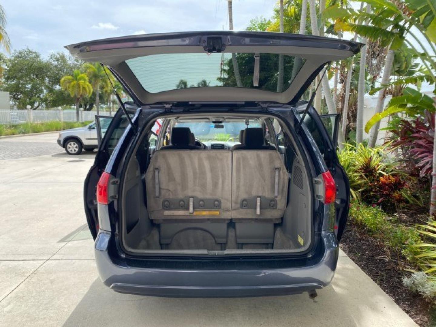 2006 Blue Mirage Metallic /Stone Toyota Sienna CE VAN LOW MILES 57,411 (5TDZA23C06S) with an 3.3L 24-Valve SEFI DOHC VVT-i V6 Engine engine, Automatic transmission, located at 4701 North Dixie Hwy, Pompano Beach, FL, 33064, (954) 422-2889, 26.240938, -80.123474 - OUR WEBPAGE FLORIDACARS1.COM HAS OVER 100 PHOTOS AND FREE CARFAX LINK 2006 Toyota Sienna CE 7 Passenger Van 3.3L V6 Gasoline 26 MPG Front Wheel Drive Features ABS Brakes Air Conditioning Alloy Wheels AM/FM Stereo Automatic Transmission CD Audio Cloth Seats Cruise Control Fold-Away Third Row Power Lo- Photo#15