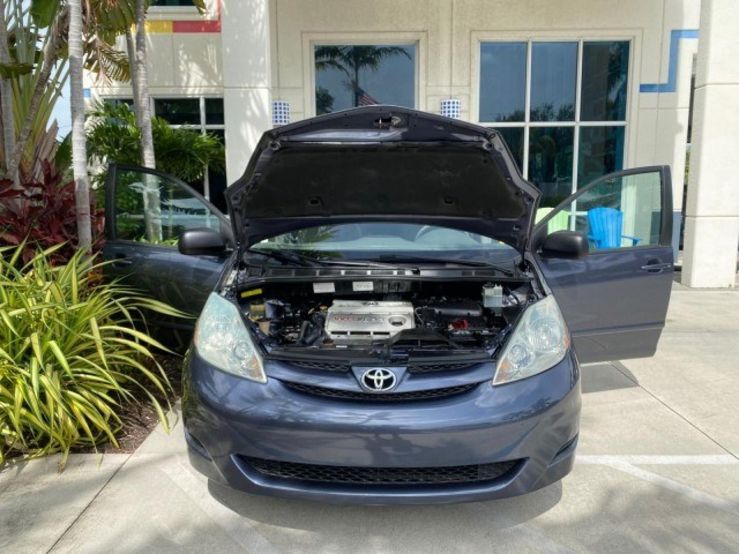2006 Blue Mirage Metallic /Stone Toyota Sienna CE VAN LOW MILES 57,411 (5TDZA23C06S) with an 3.3L 24-Valve SEFI DOHC VVT-i V6 Engine engine, Automatic transmission, located at 4701 North Dixie Hwy, Pompano Beach, FL, 33064, (954) 422-2889, 26.240938, -80.123474 - OUR WEBPAGE FLORIDACARS1.COM HAS OVER 100 PHOTOS AND FREE CARFAX LINK 2006 Toyota Sienna CE 7 Passenger Van 3.3L V6 Gasoline 26 MPG Front Wheel Drive Features ABS Brakes Air Conditioning Alloy Wheels AM/FM Stereo Automatic Transmission CD Audio Cloth Seats Cruise Control Fold-Away Third Row Power Lo- Photo#16