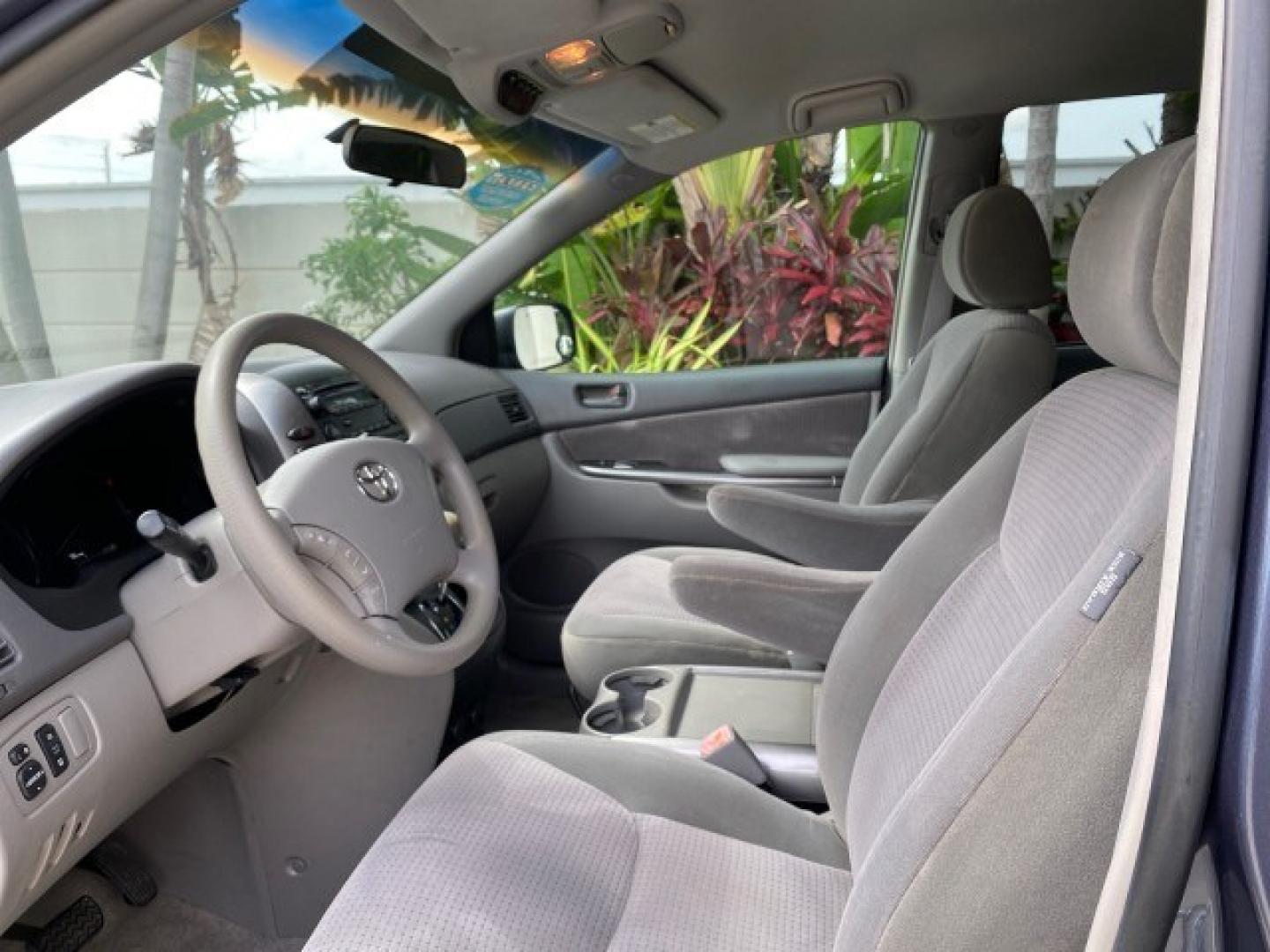 2006 Blue Mirage Metallic /Stone Toyota Sienna CE VAN LOW MILES 57,411 (5TDZA23C06S) with an 3.3L 24-Valve SEFI DOHC VVT-i V6 Engine engine, Automatic transmission, located at 4701 North Dixie Hwy, Pompano Beach, FL, 33064, (954) 422-2889, 26.240938, -80.123474 - OUR WEBPAGE FLORIDACARS1.COM HAS OVER 100 PHOTOS AND FREE CARFAX LINK 2006 Toyota Sienna CE 7 Passenger Van 3.3L V6 Gasoline 26 MPG Front Wheel Drive Features ABS Brakes Air Conditioning Alloy Wheels AM/FM Stereo Automatic Transmission CD Audio Cloth Seats Cruise Control Fold-Away Third Row Power Lo- Photo#44