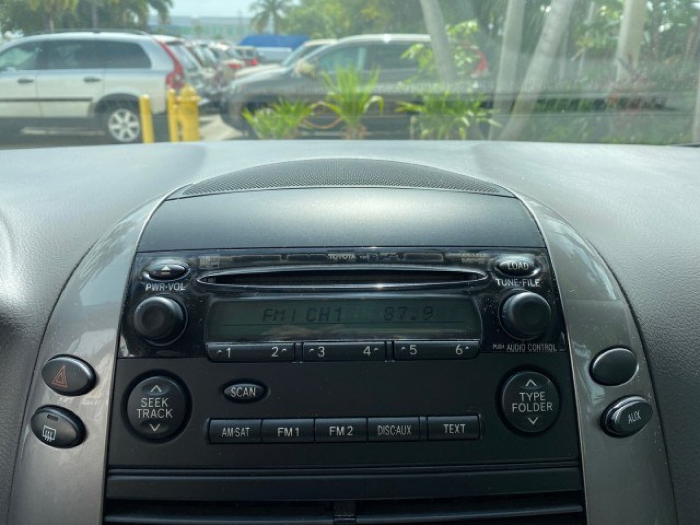 2006 Blue Mirage Metallic /Stone Toyota Sienna CE VAN LOW MILES 57,411 (5TDZA23C06S) with an 3.3L 24-Valve SEFI DOHC VVT-i V6 Engine engine, Automatic transmission, located at 4701 North Dixie Hwy, Pompano Beach, FL, 33064, (954) 422-2889, 26.240938, -80.123474 - OUR WEBPAGE FLORIDACARS1.COM HAS OVER 100 PHOTOS AND FREE CARFAX LINK 2006 Toyota Sienna CE 7 Passenger Van 3.3L V6 Gasoline 26 MPG Front Wheel Drive Features ABS Brakes Air Conditioning Alloy Wheels AM/FM Stereo Automatic Transmission CD Audio Cloth Seats Cruise Control Fold-Away Third Row Power Lo- Photo#57