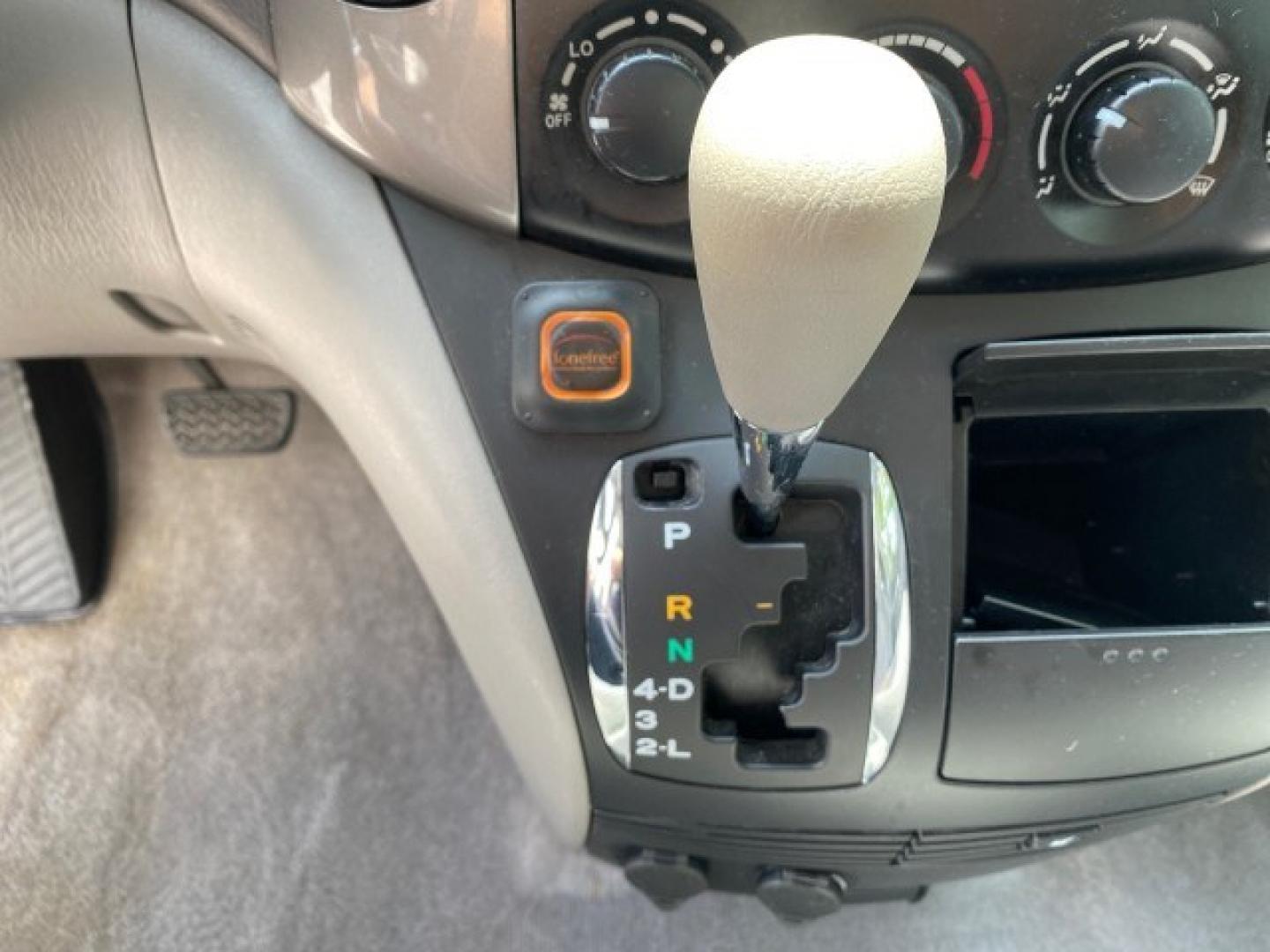 2006 Blue Mirage Metallic /Stone Toyota Sienna CE VAN LOW MILES 57,411 (5TDZA23C06S) with an 3.3L 24-Valve SEFI DOHC VVT-i V6 Engine engine, Automatic transmission, located at 4701 North Dixie Hwy, Pompano Beach, FL, 33064, (954) 422-2889, 26.240938, -80.123474 - OUR WEBPAGE FLORIDACARS1.COM HAS OVER 100 PHOTOS AND FREE CARFAX LINK 2006 Toyota Sienna CE 7 Passenger Van 3.3L V6 Gasoline 26 MPG Front Wheel Drive Features ABS Brakes Air Conditioning Alloy Wheels AM/FM Stereo Automatic Transmission CD Audio Cloth Seats Cruise Control Fold-Away Third Row Power Lo- Photo#61