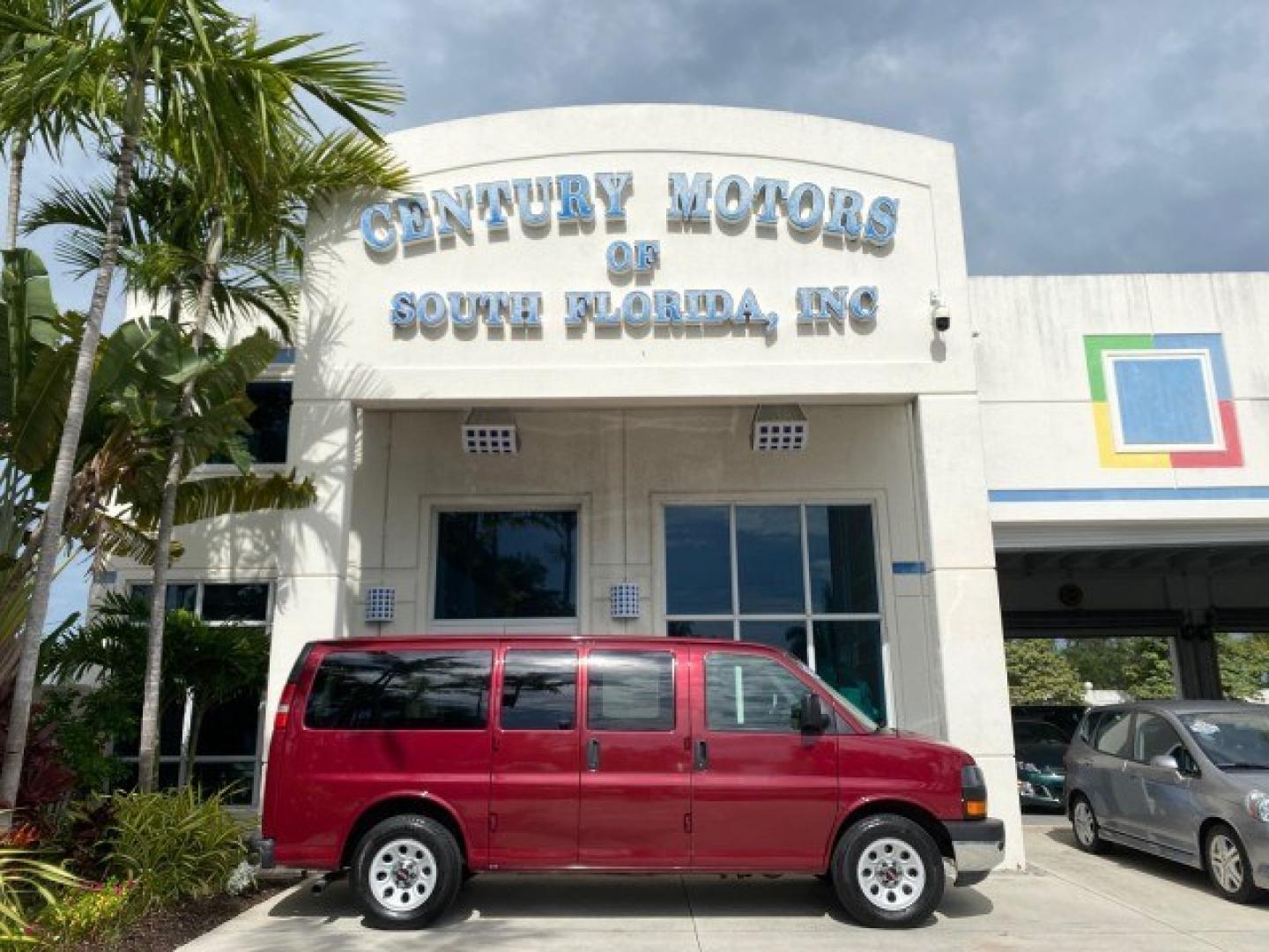 2009 Sport Red Metallic /Medium Pewter GMC Savana Passenger LOW MILES 53,014 1 OWNER 8 Passenger (1GKFG154891) with an 5.3L Vortec 1000 V8 SFI Engine engine, Automatic transmission, located at 4701 North Dixie Hwy, Pompano Beach, FL, 33064, (954) 422-2889, 26.240938, -80.123474 - OUR WEBPAGE FLORIDACARS1.COM HAS OVER 100 PHOTOS AND FREE CARFAX LINK 2009 GMC Savana LS 1500 1 OWNER 8 PASSENGER Van 5.3L V8 F OHV 16V Flex Fuel 16 MPG Rear Wheel Drive Features ABS Brakes Air Conditioning AM/FM Stereo Automatic Transmission CD Audio Cloth Seats Cruise Control Overhead Airbags Powe- Photo#0