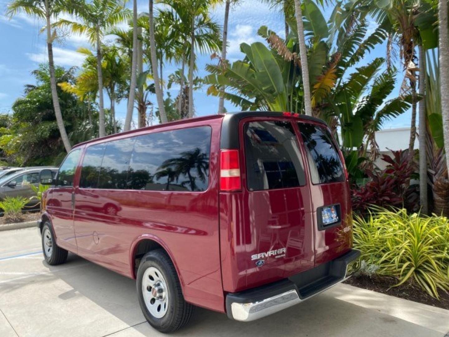 2009 Sport Red Metallic /Medium Pewter GMC Savana Passenger LOW MILES 53,014 1 OWNER 8 Passenger (1GKFG154891) with an 5.3L Vortec 1000 V8 SFI Engine engine, Automatic transmission, located at 4701 North Dixie Hwy, Pompano Beach, FL, 33064, (954) 422-2889, 26.240938, -80.123474 - OUR WEBPAGE FLORIDACARS1.COM HAS OVER 100 PHOTOS AND FREE CARFAX LINK 2009 GMC Savana LS 1500 1 OWNER 8 PASSENGER Van 5.3L V8 F OHV 16V Flex Fuel 16 MPG Rear Wheel Drive Features ABS Brakes Air Conditioning AM/FM Stereo Automatic Transmission CD Audio Cloth Seats Cruise Control Overhead Airbags Powe- Photo#32