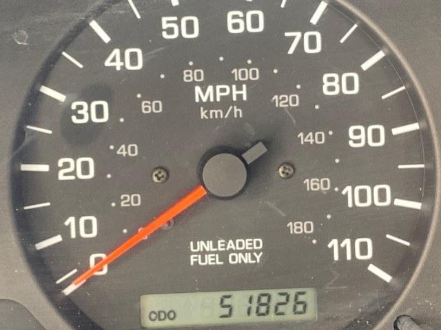 2000 Silver Ice Metallic /Gray Nissan Frontier 2WD AUTO AC XE LOW MILES 51,826 (1N6DD21S2YC) with an 2.4L DOHC SMPI 16-Valve 4-Cyl Engine engine, Automatic transmission, located at 4701 North Dixie Hwy, Pompano Beach, FL, 33064, (954) 422-2889, 26.240938, -80.123474 - OUR WEBPAGE FLORIDACARS1.COM HAS OVER 100 PHOTOS AND FREE CARFAX LINK 2000 Nissan Frontier XE Pickup 2.4L I4 F DOHC Gasoline 26 MPG Rear Wheel Drive Features ABS Brakes Air Conditioning AM/FM Stereo Automatic Transmission Cassette Player Cloth Seats 2000 Nissan Frontier XE Regular Cab is a hard-to-f- Photo#18