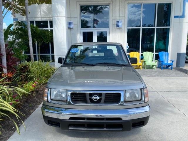 2000 Silver Ice Metallic /Gray Nissan Frontier 2WD AUTO AC XE LOW MILES 51,826 (1N6DD21S2YC) with an 2.4L DOHC SMPI 16-Valve 4-Cyl Engine engine, Automatic transmission, located at 4701 North Dixie Hwy, Pompano Beach, FL, 33064, (954) 422-2889, 26.240938, -80.123474 - OUR WEBPAGE FLORIDACARS1.COM HAS OVER 100 PHOTOS AND FREE CARFAX LINK 2000 Nissan Frontier XE Pickup 2.4L I4 F DOHC Gasoline 26 MPG Rear Wheel Drive Features ABS Brakes Air Conditioning AM/FM Stereo Automatic Transmission Cassette Player Cloth Seats 2000 Nissan Frontier XE Regular Cab is a hard-to-f- Photo#27