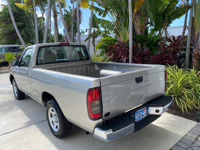2000 Silver Ice Metallic /Gray Nissan Frontier 2WD AUTO AC XE LOW MILES 51,826 (1N6DD21S2YC) with an 2.4L DOHC SMPI 16-Valve 4-Cyl Engine engine, Automatic transmission, located at 4701 North Dixie Hwy, Pompano Beach, FL, 33064, (954) 422-2889, 26.240938, -80.123474 - OUR WEBPAGE FLORIDACARS1.COM HAS OVER 100 PHOTOS AND FREE CARFAX LINK 2000 Nissan Frontier XE Pickup 2.4L I4 F DOHC Gasoline 26 MPG Rear Wheel Drive Features ABS Brakes Air Conditioning AM/FM Stereo Automatic Transmission Cassette Player Cloth Seats 2000 Nissan Frontier XE Regular Cab is a hard-to-f- Photo#33