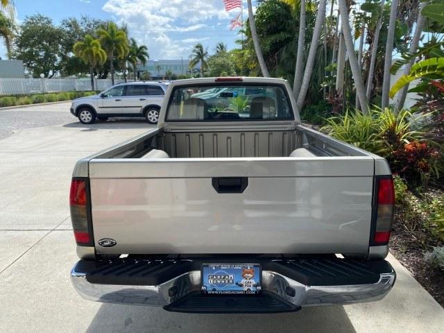 2000 Silver Ice Metallic /Gray Nissan Frontier 2WD AUTO AC XE LOW MILES 51,826 (1N6DD21S2YC) with an 2.4L DOHC SMPI 16-Valve 4-Cyl Engine engine, Automatic transmission, located at 4701 North Dixie Hwy, Pompano Beach, FL, 33064, (954) 422-2889, 26.240938, -80.123474 - OUR WEBPAGE FLORIDACARS1.COM HAS OVER 100 PHOTOS AND FREE CARFAX LINK 2000 Nissan Frontier XE Pickup 2.4L I4 F DOHC Gasoline 26 MPG Rear Wheel Drive Features ABS Brakes Air Conditioning AM/FM Stereo Automatic Transmission Cassette Player Cloth Seats 2000 Nissan Frontier XE Regular Cab is a hard-to-f- Photo#35