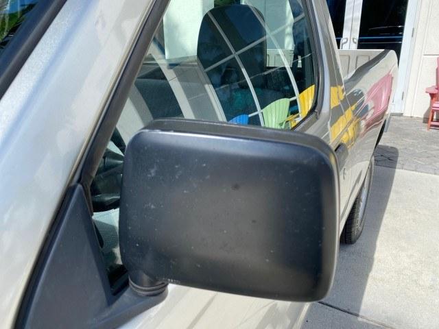2000 Silver Ice Metallic /Gray Nissan Frontier 2WD AUTO AC XE LOW MILES 51,826 (1N6DD21S2YC) with an 2.4L DOHC SMPI 16-Valve 4-Cyl Engine engine, Automatic transmission, located at 4701 North Dixie Hwy, Pompano Beach, FL, 33064, (954) 422-2889, 26.240938, -80.123474 - OUR WEBPAGE FLORIDACARS1.COM HAS OVER 100 PHOTOS AND FREE CARFAX LINK 2000 Nissan Frontier XE Pickup 2.4L I4 F DOHC Gasoline 26 MPG Rear Wheel Drive Features ABS Brakes Air Conditioning AM/FM Stereo Automatic Transmission Cassette Player Cloth Seats 2000 Nissan Frontier XE Regular Cab is a hard-to-f- Photo#39