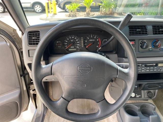 2000 Silver Ice Metallic /Gray Nissan Frontier 2WD AUTO AC XE LOW MILES 51,826 (1N6DD21S2YC) with an 2.4L DOHC SMPI 16-Valve 4-Cyl Engine engine, Automatic transmission, located at 4701 North Dixie Hwy, Pompano Beach, FL, 33064, (954) 422-2889, 26.240938, -80.123474 - OUR WEBPAGE FLORIDACARS1.COM HAS OVER 100 PHOTOS AND FREE CARFAX LINK 2000 Nissan Frontier XE Pickup 2.4L I4 F DOHC Gasoline 26 MPG Rear Wheel Drive Features ABS Brakes Air Conditioning AM/FM Stereo Automatic Transmission Cassette Player Cloth Seats 2000 Nissan Frontier XE Regular Cab is a hard-to-f- Photo#50