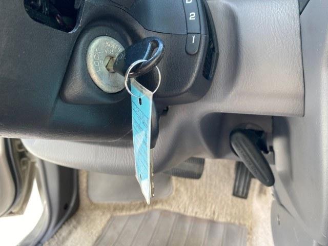 2000 Silver Ice Metallic /Gray Nissan Frontier 2WD AUTO AC XE LOW MILES 51,826 (1N6DD21S2YC) with an 2.4L DOHC SMPI 16-Valve 4-Cyl Engine engine, Automatic transmission, located at 4701 North Dixie Hwy, Pompano Beach, FL, 33064, (954) 422-2889, 26.240938, -80.123474 - OUR WEBPAGE FLORIDACARS1.COM HAS OVER 100 PHOTOS AND FREE CARFAX LINK 2000 Nissan Frontier XE Pickup 2.4L I4 F DOHC Gasoline 26 MPG Rear Wheel Drive Features ABS Brakes Air Conditioning AM/FM Stereo Automatic Transmission Cassette Player Cloth Seats 2000 Nissan Frontier XE Regular Cab is a hard-to-f- Photo#57