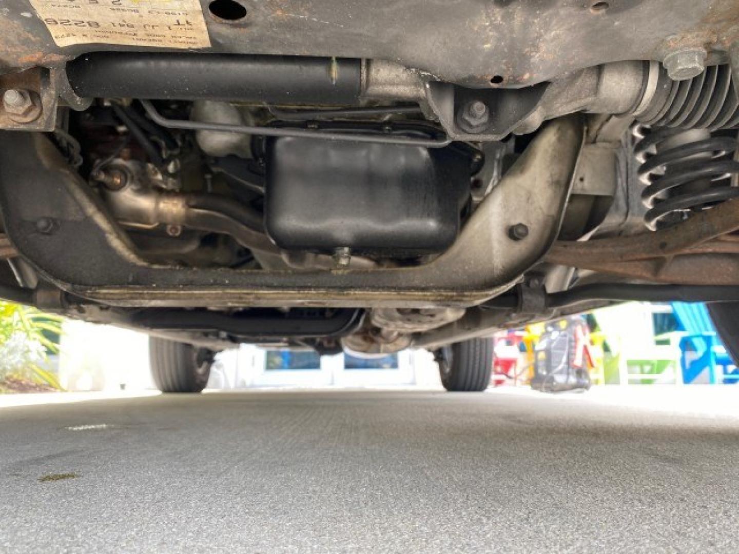 2003 Silver Leaf Metallic /Medium Gray Chevrolet Tracker LT LOW MILES 45,920 1 OWNER (2CNBE634X36) with an 2.5L DOHC 24-Valve V6 Multi-Port Fuel Injection Engine engine, Automatic transmission, located at 4701 North Dixie Hwy, Pompano Beach, FL, 33064, (954) 422-2889, 26.240938, -80.123474 - OUR WEBPAGE FLORIDACARS1.COM HAS OVER 100 PHOTOS AND FREE CARFAX LINK 2003 Chevrolet Tracker LT 1 OWNER 4 Door Wagon/Sport Utility 2.5L V6 F DOHC Gasoline 21 MPG Rear Wheel Drive Features Air Conditioning AM/FM Stereo Automatic Transmission CD Audio Cloth Seats Power Locks Power Mirrors Power Window- Photo#21