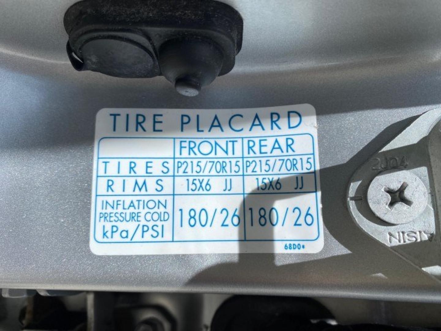 2003 Silver Leaf Metallic /Medium Gray Chevrolet Tracker LT LOW MILES 45,920 1 OWNER (2CNBE634X36) with an 2.5L DOHC 24-Valve V6 Multi-Port Fuel Injection Engine engine, Automatic transmission, located at 4701 North Dixie Hwy, Pompano Beach, FL, 33064, (954) 422-2889, 26.240938, -80.123474 - OUR WEBPAGE FLORIDACARS1.COM HAS OVER 100 PHOTOS AND FREE CARFAX LINK 2003 Chevrolet Tracker LT 1 OWNER 4 Door Wagon/Sport Utility 2.5L V6 F DOHC Gasoline 21 MPG Rear Wheel Drive Features Air Conditioning AM/FM Stereo Automatic Transmission CD Audio Cloth Seats Power Locks Power Mirrors Power Window- Photo#70
