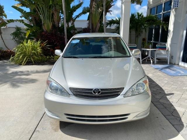 2003 Lunar Mist Metallic /Stone Toyota Camry AC AUTO LE LOW MILES 66,649 (4T1BE32K23U) with an 2.4L DOHC Vvti 16-Valve 4-Cyl Engine engine, Automatic transmission, located at 4701 North Dixie Hwy, Pompano Beach, FL, 33064, (954) 422-2889, 26.240938, -80.123474 - OUR WEBPAGE FLORIDACARS1.COM HAS OVER 100 PHOTOS AND FREE CARFAX LINK 2003 Toyota Camry LE Sedan 4 DR 2.4L I4 F DOHC 16V Gasoline 32 MPG Front Wheel Drive Features Air Conditioning AM/FM Stereo Automatic Transmission Cassette Player CD Audio Cloth Seats Cruise Control Power Locks Power Mirrors Power- Photo#2