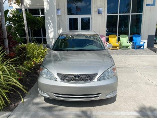 2003 Lunar Mist Metallic /Stone Toyota Camry AC AUTO LE LOW MILES 66,649 (4T1BE32K23U) with an 2.4L DOHC Vvti 16-Valve 4-Cyl Engine engine, Automatic transmission, located at 4701 North Dixie Hwy, Pompano Beach, FL, 33064, (954) 422-2889, 26.240938, -80.123474 - OUR WEBPAGE FLORIDACARS1.COM HAS OVER 100 PHOTOS AND FREE CARFAX LINK 2003 Toyota Camry LE Sedan 4 DR 2.4L I4 F DOHC 16V Gasoline 32 MPG Front Wheel Drive Features Air Conditioning AM/FM Stereo Automatic Transmission Cassette Player CD Audio Cloth Seats Cruise Control Power Locks Power Mirrors Power- Photo#26