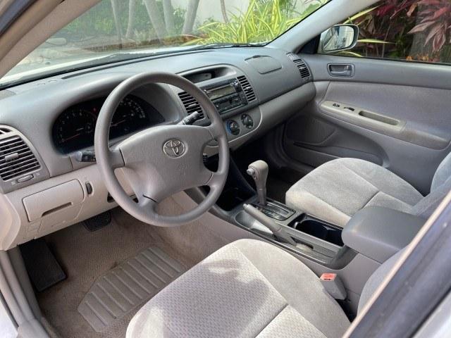 2003 Lunar Mist Metallic /Stone Toyota Camry AC AUTO LE LOW MILES 66,649 (4T1BE32K23U) with an 2.4L DOHC Vvti 16-Valve 4-Cyl Engine engine, Automatic transmission, located at 4701 North Dixie Hwy, Pompano Beach, FL, 33064, (954) 422-2889, 26.240938, -80.123474 - OUR WEBPAGE FLORIDACARS1.COM HAS OVER 100 PHOTOS AND FREE CARFAX LINK 2003 Toyota Camry LE Sedan 4 DR 2.4L I4 F DOHC 16V Gasoline 32 MPG Front Wheel Drive Features Air Conditioning AM/FM Stereo Automatic Transmission Cassette Player CD Audio Cloth Seats Cruise Control Power Locks Power Mirrors Power- Photo#44