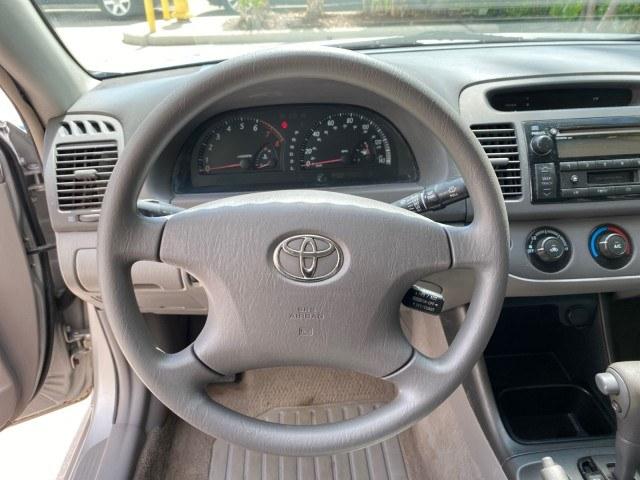 2003 Lunar Mist Metallic /Stone Toyota Camry AC AUTO LE LOW MILES 66,649 (4T1BE32K23U) with an 2.4L DOHC Vvti 16-Valve 4-Cyl Engine engine, Automatic transmission, located at 4701 North Dixie Hwy, Pompano Beach, FL, 33064, (954) 422-2889, 26.240938, -80.123474 - OUR WEBPAGE FLORIDACARS1.COM HAS OVER 100 PHOTOS AND FREE CARFAX LINK 2003 Toyota Camry LE Sedan 4 DR 2.4L I4 F DOHC 16V Gasoline 32 MPG Front Wheel Drive Features Air Conditioning AM/FM Stereo Automatic Transmission Cassette Player CD Audio Cloth Seats Cruise Control Power Locks Power Mirrors Power- Photo#48