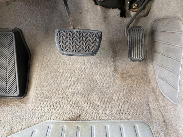 2003 Lunar Mist Metallic /Stone Toyota Camry AC AUTO LE LOW MILES 66,649 (4T1BE32K23U) with an 2.4L DOHC Vvti 16-Valve 4-Cyl Engine engine, Automatic transmission, located at 4701 North Dixie Hwy, Pompano Beach, FL, 33064, (954) 422-2889, 26.240938, -80.123474 - OUR WEBPAGE FLORIDACARS1.COM HAS OVER 100 PHOTOS AND FREE CARFAX LINK 2003 Toyota Camry LE Sedan 4 DR 2.4L I4 F DOHC 16V Gasoline 32 MPG Front Wheel Drive Features Air Conditioning AM/FM Stereo Automatic Transmission Cassette Player CD Audio Cloth Seats Cruise Control Power Locks Power Mirrors Power- Photo#54