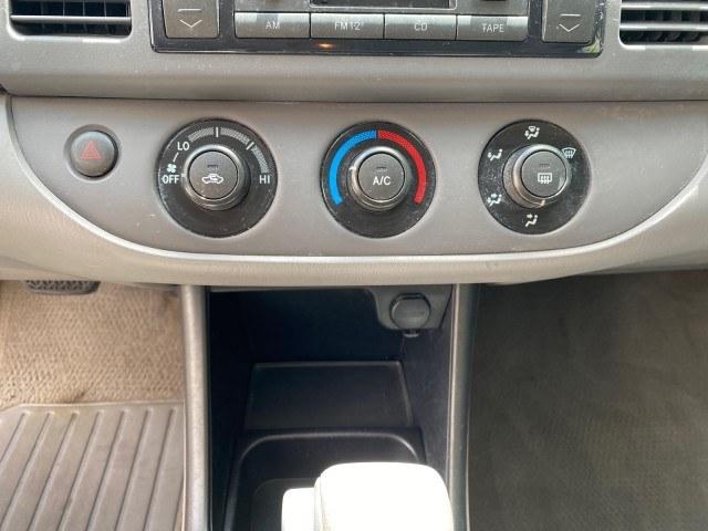 2003 Lunar Mist Metallic /Stone Toyota Camry AC AUTO LE LOW MILES 66,649 (4T1BE32K23U) with an 2.4L DOHC Vvti 16-Valve 4-Cyl Engine engine, Automatic transmission, located at 4701 North Dixie Hwy, Pompano Beach, FL, 33064, (954) 422-2889, 26.240938, -80.123474 - OUR WEBPAGE FLORIDACARS1.COM HAS OVER 100 PHOTOS AND FREE CARFAX LINK 2003 Toyota Camry LE Sedan 4 DR 2.4L I4 F DOHC 16V Gasoline 32 MPG Front Wheel Drive Features Air Conditioning AM/FM Stereo Automatic Transmission Cassette Player CD Audio Cloth Seats Cruise Control Power Locks Power Mirrors Power- Photo#58