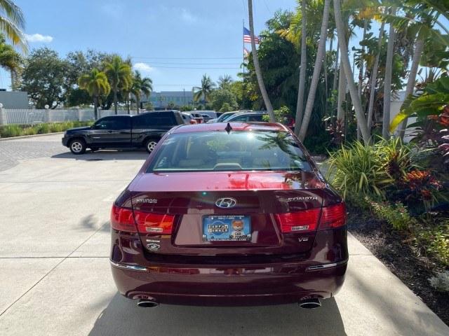 2010 Dark Cherry Red /Camel Hyundai Sonata Limited LOW MILES 27,381 1 OWNER (5NPEU4AF7AH) with an 3.3L DOHC V6 Engine engine, Automatic transmission, located at 4701 North Dixie Hwy, Pompano Beach, FL, 33064, (954) 422-2889, 26.240938, -80.123474 - OUR WEBPAGE FLORIDACARS1.COM HAS OVER 100 PHOTOS AND FREE CARFAX LINK 2010 Hyundai Sonata Limited V6 1 OWNER Sedan 4 DR 3.3L V6 F DOHC 24V Gasoline 29 MPG Front Wheel Drive Features ABS Brakes Air Conditioning Alloy Wheels AM/FM Stereo Automatic Transmission Auxiliary Audio Input CD Audio Cruise Con- Photo#6