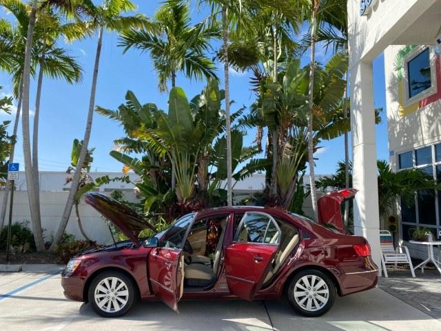 2010 Dark Cherry Red /Camel Hyundai Sonata Limited LOW MILES 27,381 1 OWNER (5NPEU4AF7AH) with an 3.3L DOHC V6 Engine engine, Automatic transmission, located at 4701 North Dixie Hwy, Pompano Beach, FL, 33064, (954) 422-2889, 26.240938, -80.123474 - OUR WEBPAGE FLORIDACARS1.COM HAS OVER 100 PHOTOS AND FREE CARFAX LINK 2010 Hyundai Sonata Limited V6 1 OWNER Sedan 4 DR 3.3L V6 F DOHC 24V Gasoline 29 MPG Front Wheel Drive Features ABS Brakes Air Conditioning Alloy Wheels AM/FM Stereo Automatic Transmission Auxiliary Audio Input CD Audio Cruise Con- Photo#8