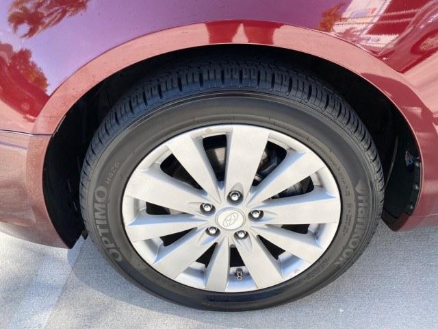 2010 Dark Cherry Red /Camel Hyundai Sonata Limited LOW MILES 27,381 1 OWNER (5NPEU4AF7AH) with an 3.3L DOHC V6 Engine engine, Automatic transmission, located at 4701 North Dixie Hwy, Pompano Beach, FL, 33064, (954) 422-2889, 26.240938, -80.123474 - OUR WEBPAGE FLORIDACARS1.COM HAS OVER 100 PHOTOS AND FREE CARFAX LINK 2010 Hyundai Sonata Limited V6 1 OWNER Sedan 4 DR 3.3L V6 F DOHC 24V Gasoline 29 MPG Front Wheel Drive Features ABS Brakes Air Conditioning Alloy Wheels AM/FM Stereo Automatic Transmission Auxiliary Audio Input CD Audio Cruise Con- Photo#19