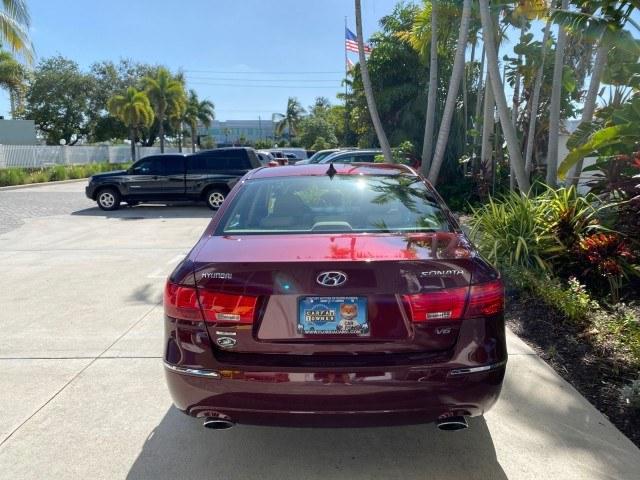 2010 Dark Cherry Red /Camel Hyundai Sonata Limited LOW MILES 27,381 1 OWNER (5NPEU4AF7AH) with an 3.3L DOHC V6 Engine engine, Automatic transmission, located at 4701 North Dixie Hwy, Pompano Beach, FL, 33064, (954) 422-2889, 26.240938, -80.123474 - OUR WEBPAGE FLORIDACARS1.COM HAS OVER 100 PHOTOS AND FREE CARFAX LINK 2010 Hyundai Sonata Limited V6 1 OWNER Sedan 4 DR 3.3L V6 F DOHC 24V Gasoline 29 MPG Front Wheel Drive Features ABS Brakes Air Conditioning Alloy Wheels AM/FM Stereo Automatic Transmission Auxiliary Audio Input CD Audio Cruise Con- Photo#34