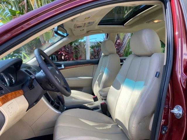 2010 Dark Cherry Red /Camel Hyundai Sonata Limited LOW MILES 27,381 1 OWNER (5NPEU4AF7AH) with an 3.3L DOHC V6 Engine engine, Automatic transmission, located at 4701 North Dixie Hwy, Pompano Beach, FL, 33064, (954) 422-2889, 26.240938, -80.123474 - OUR WEBPAGE FLORIDACARS1.COM HAS OVER 100 PHOTOS AND FREE CARFAX LINK 2010 Hyundai Sonata Limited V6 1 OWNER Sedan 4 DR 3.3L V6 F DOHC 24V Gasoline 29 MPG Front Wheel Drive Features ABS Brakes Air Conditioning Alloy Wheels AM/FM Stereo Automatic Transmission Auxiliary Audio Input CD Audio Cruise Con- Photo#44