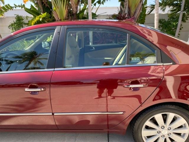2010 Dark Cherry Red /Camel Hyundai Sonata Limited LOW MILES 27,381 1 OWNER (5NPEU4AF7AH) with an 3.3L DOHC V6 Engine engine, Automatic transmission, located at 4701 North Dixie Hwy, Pompano Beach, FL, 33064, (954) 422-2889, 26.240938, -80.123474 - OUR WEBPAGE FLORIDACARS1.COM HAS OVER 100 PHOTOS AND FREE CARFAX LINK 2010 Hyundai Sonata Limited V6 1 OWNER Sedan 4 DR 3.3L V6 F DOHC 24V Gasoline 29 MPG Front Wheel Drive Features ABS Brakes Air Conditioning Alloy Wheels AM/FM Stereo Automatic Transmission Auxiliary Audio Input CD Audio Cruise Con- Photo#78