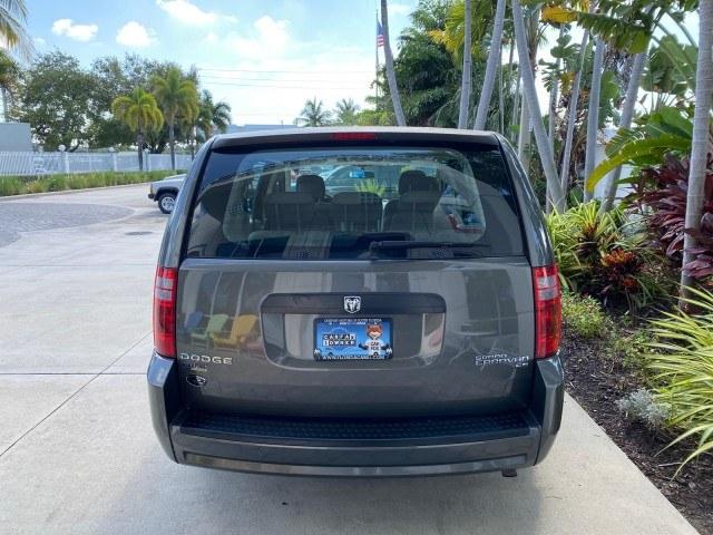 2010 Dark Titanium Metallic /Medium Slate Gray/Light Shale Dodge Grand Caravan SE LOW MILES 36,541 (2D4RN4DE9AR) with an 3.3L OHV V6 Engine engine, Automatic transmission, located at 4701 North Dixie Hwy, Pompano Beach, FL, 33064, (954) 422-2889, 26.240938, -80.123474 - OUR WEBPAGE FLORIDACARS1.COM HAS OVER 100 PHOTOS AND FREE CARFAX LINK 2010 Dodge Grand Caravan SE Van 3.3L V6 F OHV 12V Gasoline 24 MPG Front Wheel Drive Features ABS Brakes Air Conditioning AM/FM Stereo Automatic Transmission Auxiliary Audio Input CD Audio Cloth Seats Cruise Control Flex Fuel Vehic- Photo#6
