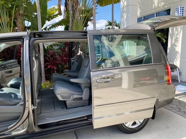 2010 Dark Titanium Metallic /Medium Slate Gray/Light Shale Dodge Grand Caravan SE LOW MILES 36,541 (2D4RN4DE9AR) with an 3.3L OHV V6 Engine engine, Automatic transmission, located at 4701 North Dixie Hwy, Pompano Beach, FL, 33064, (954) 422-2889, 26.240938, -80.123474 - OUR WEBPAGE FLORIDACARS1.COM HAS OVER 100 PHOTOS AND FREE CARFAX LINK 2010 Dodge Grand Caravan SE Van 3.3L V6 F OHV 12V Gasoline 24 MPG Front Wheel Drive Features ABS Brakes Air Conditioning AM/FM Stereo Automatic Transmission Auxiliary Audio Input CD Audio Cloth Seats Cruise Control Flex Fuel Vehic- Photo#13