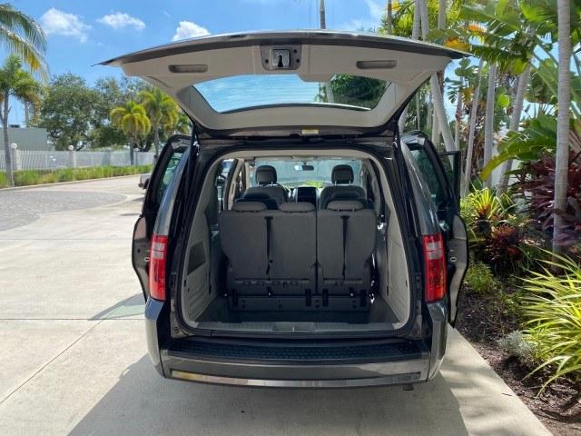 2010 Dark Titanium Metallic /Medium Slate Gray/Light Shale Dodge Grand Caravan SE LOW MILES 36,541 (2D4RN4DE9AR) with an 3.3L OHV V6 Engine engine, Automatic transmission, located at 4701 North Dixie Hwy, Pompano Beach, FL, 33064, (954) 422-2889, 26.240938, -80.123474 - OUR WEBPAGE FLORIDACARS1.COM HAS OVER 100 PHOTOS AND FREE CARFAX LINK 2010 Dodge Grand Caravan SE Van 3.3L V6 F OHV 12V Gasoline 24 MPG Front Wheel Drive Features ABS Brakes Air Conditioning AM/FM Stereo Automatic Transmission Auxiliary Audio Input CD Audio Cloth Seats Cruise Control Flex Fuel Vehic- Photo#15