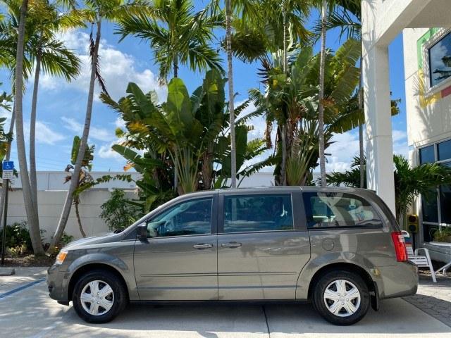 2010 Dark Titanium Metallic /Medium Slate Gray/Light Shale Dodge Grand Caravan SE LOW MILES 36,541 (2D4RN4DE9AR) with an 3.3L OHV V6 Engine engine, Automatic transmission, located at 4701 North Dixie Hwy, Pompano Beach, FL, 33064, (954) 422-2889, 26.240938, -80.123474 - OUR WEBPAGE FLORIDACARS1.COM HAS OVER 100 PHOTOS AND FREE CARFAX LINK 2010 Dodge Grand Caravan SE Van 3.3L V6 F OHV 12V Gasoline 24 MPG Front Wheel Drive Features ABS Brakes Air Conditioning AM/FM Stereo Automatic Transmission Auxiliary Audio Input CD Audio Cloth Seats Cruise Control Flex Fuel Vehic- Photo#30