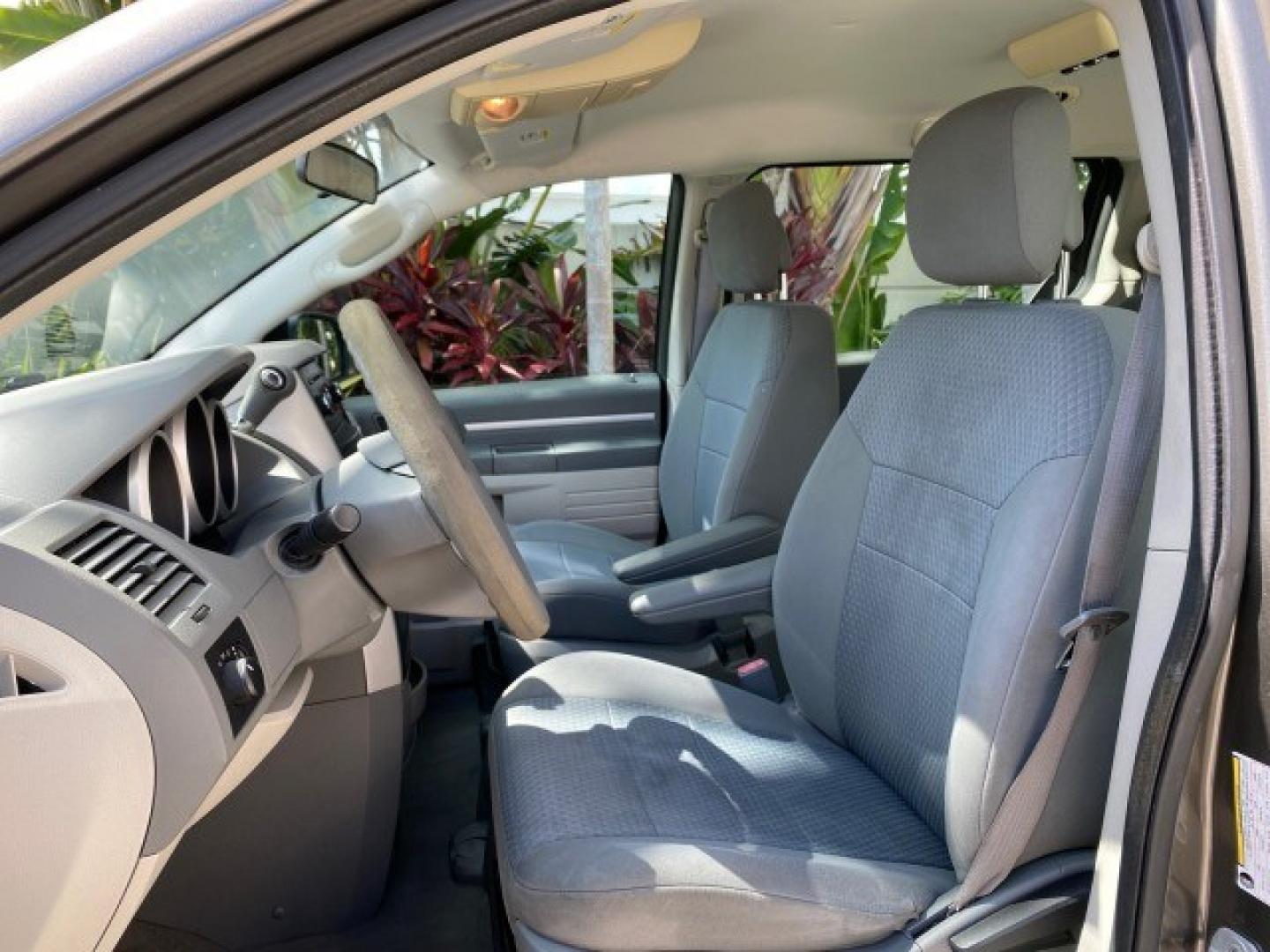 2010 Dark Titanium Metallic /Medium Slate Gray/Light Shale Dodge Grand Caravan SE LOW MILES 36,541 (2D4RN4DE9AR) with an 3.3L OHV V6 Engine engine, Automatic transmission, located at 4701 North Dixie Hwy, Pompano Beach, FL, 33064, (954) 422-2889, 26.240938, -80.123474 - OUR WEBPAGE FLORIDACARS1.COM HAS OVER 100 PHOTOS AND FREE CARFAX LINK 2010 Dodge Grand Caravan SE Van 3.3L V6 F OHV 12V Gasoline 24 MPG Front Wheel Drive Features ABS Brakes Air Conditioning AM/FM Stereo Automatic Transmission Auxiliary Audio Input CD Audio Cloth Seats Cruise Control Flex Fuel Vehic- Photo#41