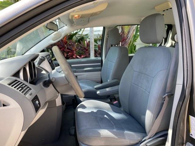 2010 Dark Titanium Metallic /Medium Slate Gray/Light Shale Dodge Grand Caravan SE LOW MILES 36,541 (2D4RN4DE9AR) with an 3.3L OHV V6 Engine engine, Automatic transmission, located at 4701 North Dixie Hwy, Pompano Beach, FL, 33064, (954) 422-2889, 26.240938, -80.123474 - OUR WEBPAGE FLORIDACARS1.COM HAS OVER 100 PHOTOS AND FREE CARFAX LINK 2010 Dodge Grand Caravan SE Van 3.3L V6 F OHV 12V Gasoline 24 MPG Front Wheel Drive Features ABS Brakes Air Conditioning AM/FM Stereo Automatic Transmission Auxiliary Audio Input CD Audio Cloth Seats Cruise Control Flex Fuel Vehic- Photo#41