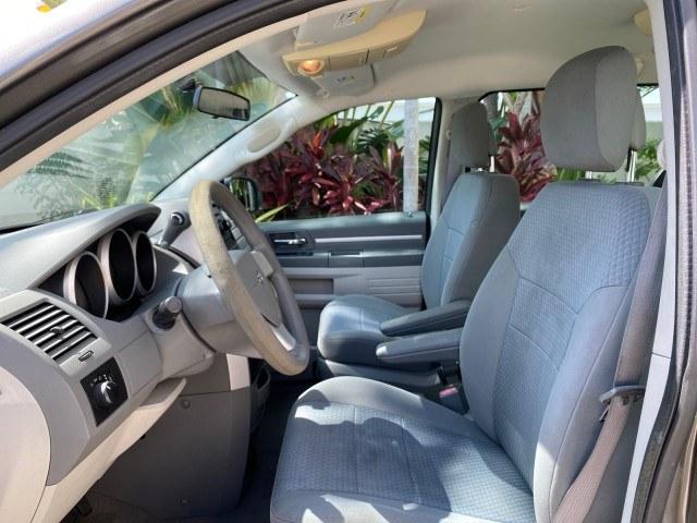 2010 Dark Titanium Metallic /Medium Slate Gray/Light Shale Dodge Grand Caravan SE LOW MILES 36,541 (2D4RN4DE9AR) with an 3.3L OHV V6 Engine engine, Automatic transmission, located at 4701 North Dixie Hwy, Pompano Beach, FL, 33064, (954) 422-2889, 26.240938, -80.123474 - OUR WEBPAGE FLORIDACARS1.COM HAS OVER 100 PHOTOS AND FREE CARFAX LINK 2010 Dodge Grand Caravan SE Van 3.3L V6 F OHV 12V Gasoline 24 MPG Front Wheel Drive Features ABS Brakes Air Conditioning AM/FM Stereo Automatic Transmission Auxiliary Audio Input CD Audio Cloth Seats Cruise Control Flex Fuel Vehic- Photo#43