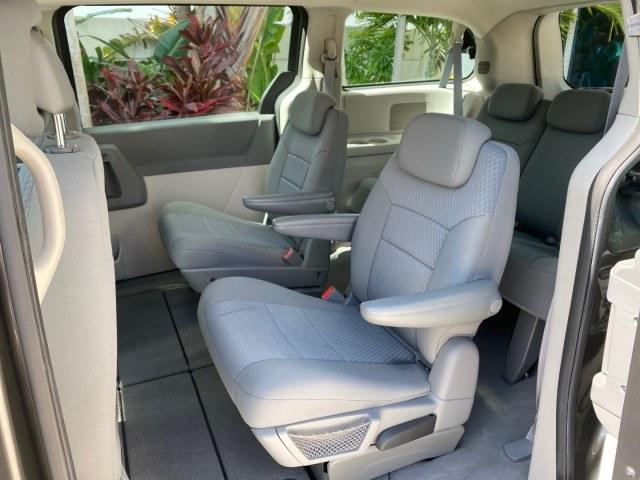 2010 Dark Titanium Metallic /Medium Slate Gray/Light Shale Dodge Grand Caravan SE LOW MILES 36,541 (2D4RN4DE9AR) with an 3.3L OHV V6 Engine engine, Automatic transmission, located at 4701 North Dixie Hwy, Pompano Beach, FL, 33064, (954) 422-2889, 26.240938, -80.123474 - OUR WEBPAGE FLORIDACARS1.COM HAS OVER 100 PHOTOS AND FREE CARFAX LINK 2010 Dodge Grand Caravan SE Van 3.3L V6 F OHV 12V Gasoline 24 MPG Front Wheel Drive Features ABS Brakes Air Conditioning AM/FM Stereo Automatic Transmission Auxiliary Audio Input CD Audio Cloth Seats Cruise Control Flex Fuel Vehic- Photo#73