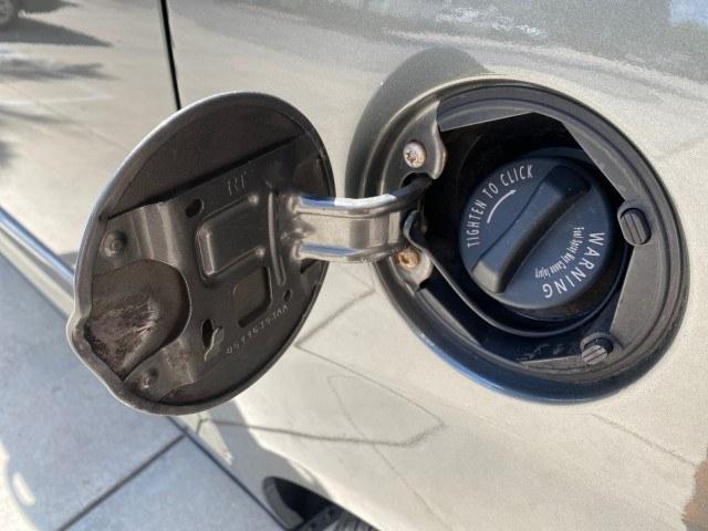 2010 Dark Titanium Metallic /Medium Slate Gray/Light Shale Dodge Grand Caravan SE LOW MILES 36,541 (2D4RN4DE9AR) with an 3.3L OHV V6 Engine engine, Automatic transmission, located at 4701 North Dixie Hwy, Pompano Beach, FL, 33064, (954) 422-2889, 26.240938, -80.123474 - OUR WEBPAGE FLORIDACARS1.COM HAS OVER 100 PHOTOS AND FREE CARFAX LINK 2010 Dodge Grand Caravan SE Van 3.3L V6 F OHV 12V Gasoline 24 MPG Front Wheel Drive Features ABS Brakes Air Conditioning AM/FM Stereo Automatic Transmission Auxiliary Audio Input CD Audio Cloth Seats Cruise Control Flex Fuel Vehic- Photo#87