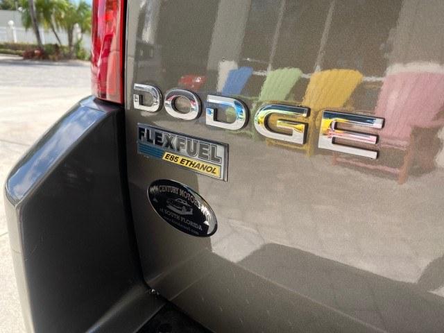 2010 Dark Titanium Metallic /Medium Slate Gray/Light Shale Dodge Grand Caravan SE LOW MILES 36,541 (2D4RN4DE9AR) with an 3.3L OHV V6 Engine engine, Automatic transmission, located at 4701 North Dixie Hwy, Pompano Beach, FL, 33064, (954) 422-2889, 26.240938, -80.123474 - OUR WEBPAGE FLORIDACARS1.COM HAS OVER 100 PHOTOS AND FREE CARFAX LINK 2010 Dodge Grand Caravan SE Van 3.3L V6 F OHV 12V Gasoline 24 MPG Front Wheel Drive Features ABS Brakes Air Conditioning AM/FM Stereo Automatic Transmission Auxiliary Audio Input CD Audio Cloth Seats Cruise Control Flex Fuel Vehic- Photo#91