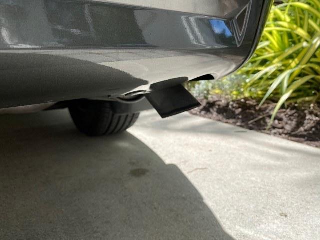 2010 Dark Titanium Metallic /Medium Slate Gray/Light Shale Dodge Grand Caravan SE LOW MILES 36,541 (2D4RN4DE9AR) with an 3.3L OHV V6 Engine engine, Automatic transmission, located at 4701 North Dixie Hwy, Pompano Beach, FL, 33064, (954) 422-2889, 26.240938, -80.123474 - OUR WEBPAGE FLORIDACARS1.COM HAS OVER 100 PHOTOS AND FREE CARFAX LINK 2010 Dodge Grand Caravan SE Van 3.3L V6 F OHV 12V Gasoline 24 MPG Front Wheel Drive Features ABS Brakes Air Conditioning AM/FM Stereo Automatic Transmission Auxiliary Audio Input CD Audio Cloth Seats Cruise Control Flex Fuel Vehic- Photo#93
