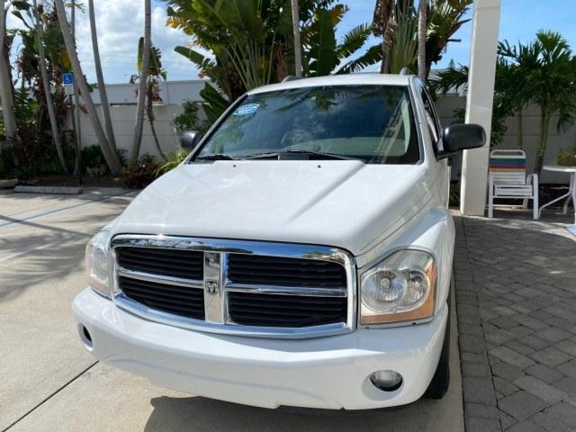 2004 Bright White /Med Slate Gray Dodge Durango Limited LOW MILES 55,294 (1D4HD58N24F) with an 4.7L V8 Magnum Engine engine, Automatic transmission, located at 4701 North Dixie Hwy, Pompano Beach, FL, 33064, (954) 422-2889, 26.240938, -80.123474 - OUR WEBPAGE FLORIDACARS1.COM HAS OVER 100 PHOTOS AND FREE CARFAX LINK 2004 Dodge Durango Limited 4 Door Wagon/Sport Utility 4.7L V8 F Gasoline 18 MPG Rear Wheel Drive Features ABS Brakes Air Conditioning Alloy Wheels AM/FM Stereo Automatic Transmission CD Audio Cruise Control Fold-Away Third Row Lea- Photo#3