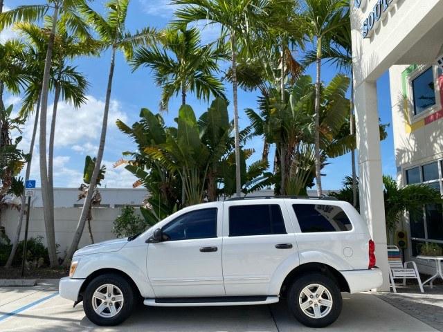 2004 Bright White /Med Slate Gray Dodge Durango Limited LOW MILES 55,294 (1D4HD58N24F) with an 4.7L V8 Magnum Engine engine, Automatic transmission, located at 4701 North Dixie Hwy, Pompano Beach, FL, 33064, (954) 422-2889, 26.240938, -80.123474 - OUR WEBPAGE FLORIDACARS1.COM HAS OVER 100 PHOTOS AND FREE CARFAX LINK 2004 Dodge Durango Limited 4 Door Wagon/Sport Utility 4.7L V8 F Gasoline 18 MPG Rear Wheel Drive Features ABS Brakes Air Conditioning Alloy Wheels AM/FM Stereo Automatic Transmission CD Audio Cruise Control Fold-Away Third Row Lea- Photo#4